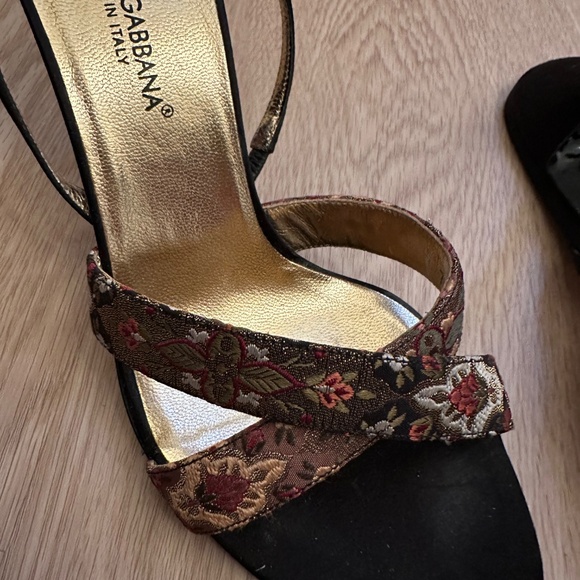 Dolce & Gabbana Vintage Floral Brocade Strappy Heels- Black Satin, Made in Italy - Picture 2 of 7
